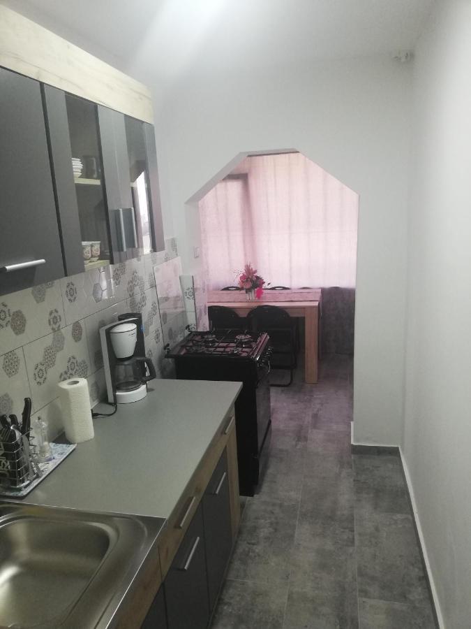Apartament Brezoi 아파트 외부 사진